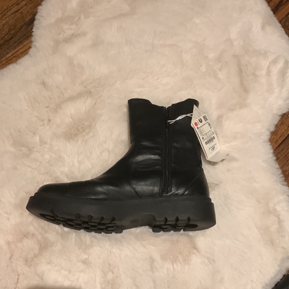 Zara Black Boots - Picture 3 of 4